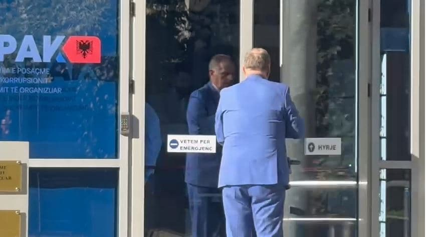  Paraqitet në SPAK deputeti i PS Xhemal Qefalia