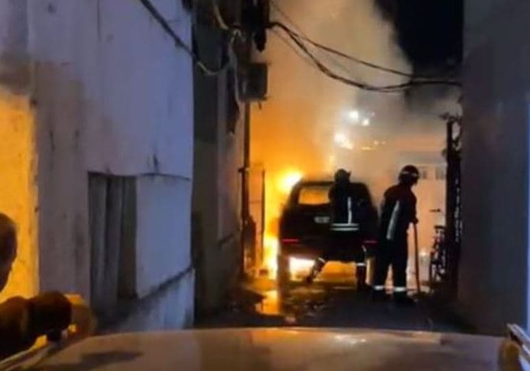 Dyshohen si autorët e djegies së dy automjeteve, në pranga dy vëllezërit 