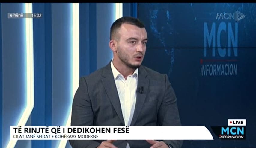 Gjuci: Feja ndikon për të gjetur paqen në vete, në moshë të hershme e vështirë të vendosja (VIDEO)