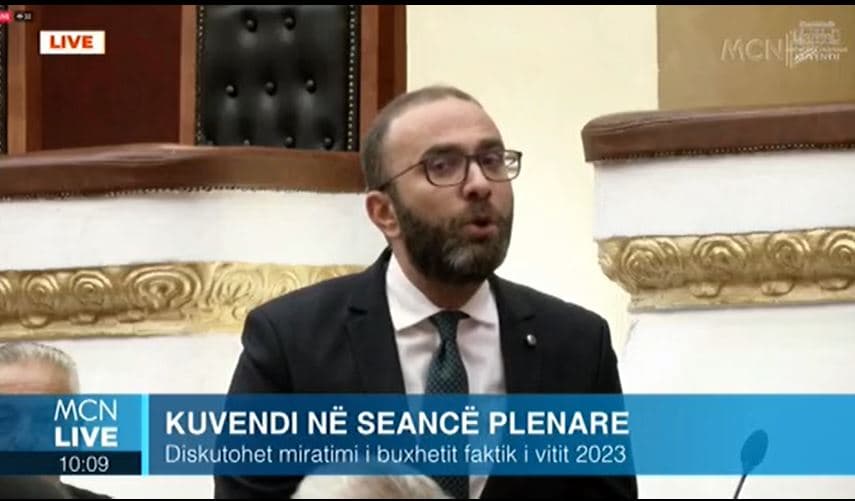 Opozita kthehet në Kuvend/ Bardhi-Spiropalit: Jep dorëheqjen, dënuat pa ligj deputetët e opozitës për 30 ditë