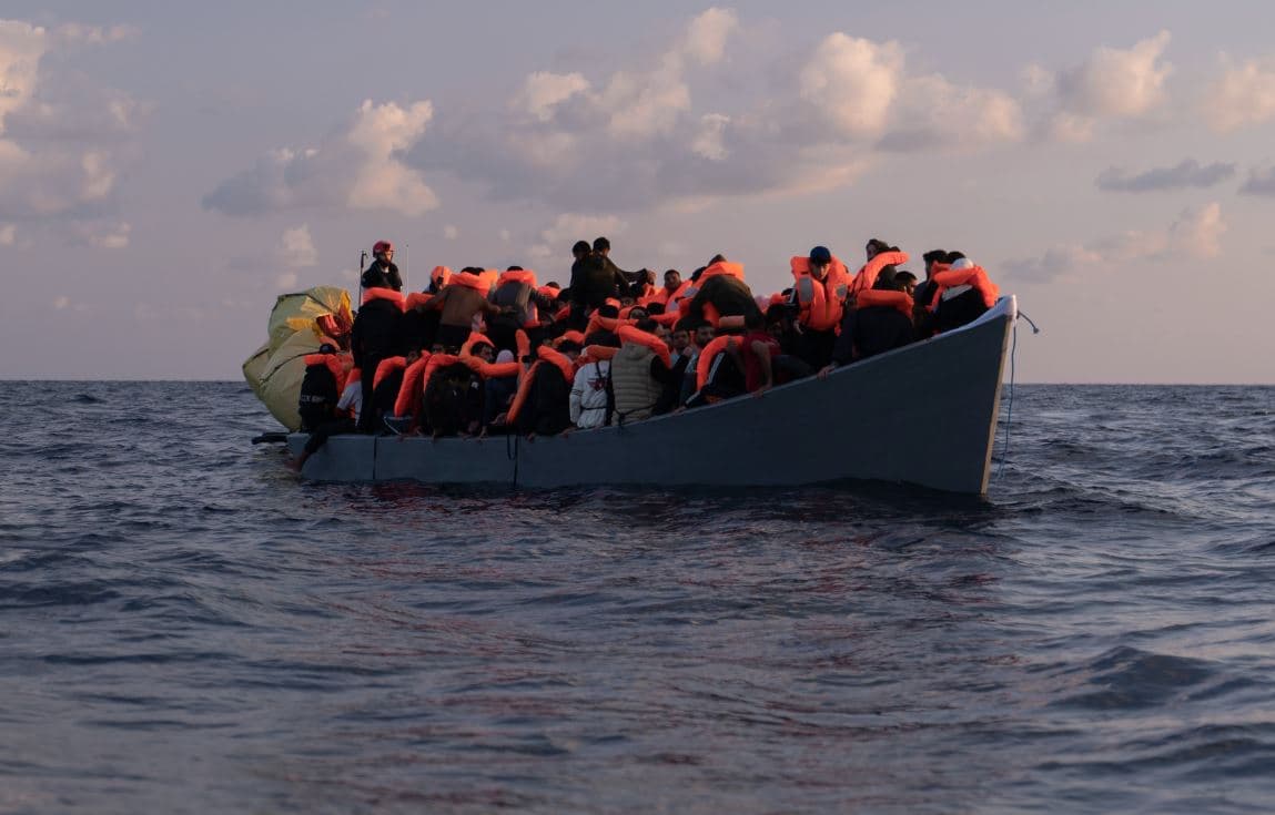 Në rrezik mbytjeje në brigjet e Libisë dhe Maltës, shpëtohen rreth 180 emigrantë
