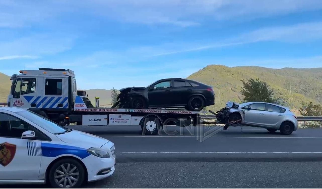   Aksidentohen dy makinave në Rrugën e Kombit, plagosen gjashtë persona