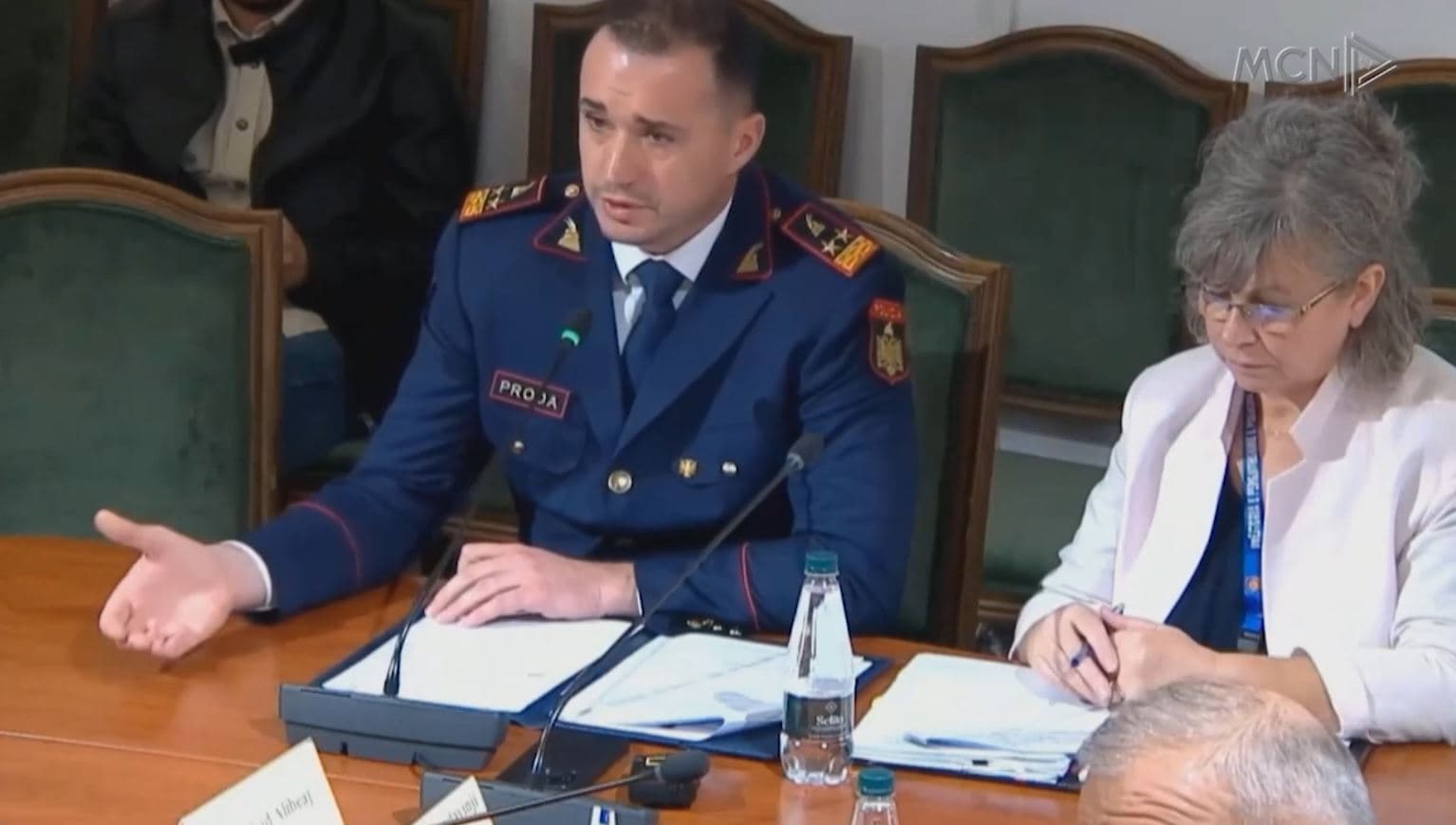 “Oficerët e krimeve me mungesa të theksuara”/ Proda: Policët nuk kanë marrë orët shtesë, shkak keqmenaxhimi (VIDEO)