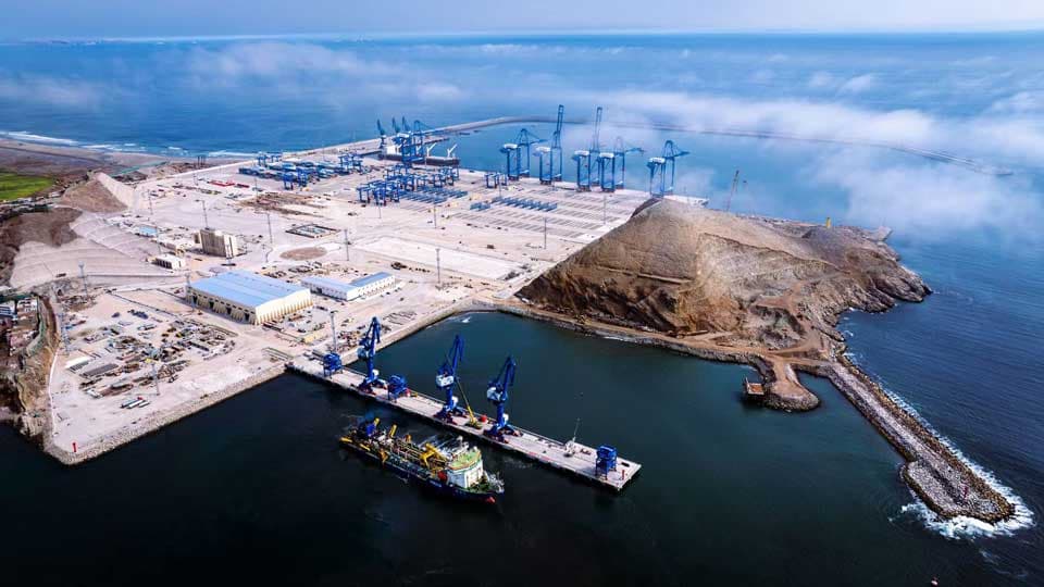 Kina hap zyrtarisht mega-portin prej 3.5 miliardë dollarësh në Peru (VIDEO)