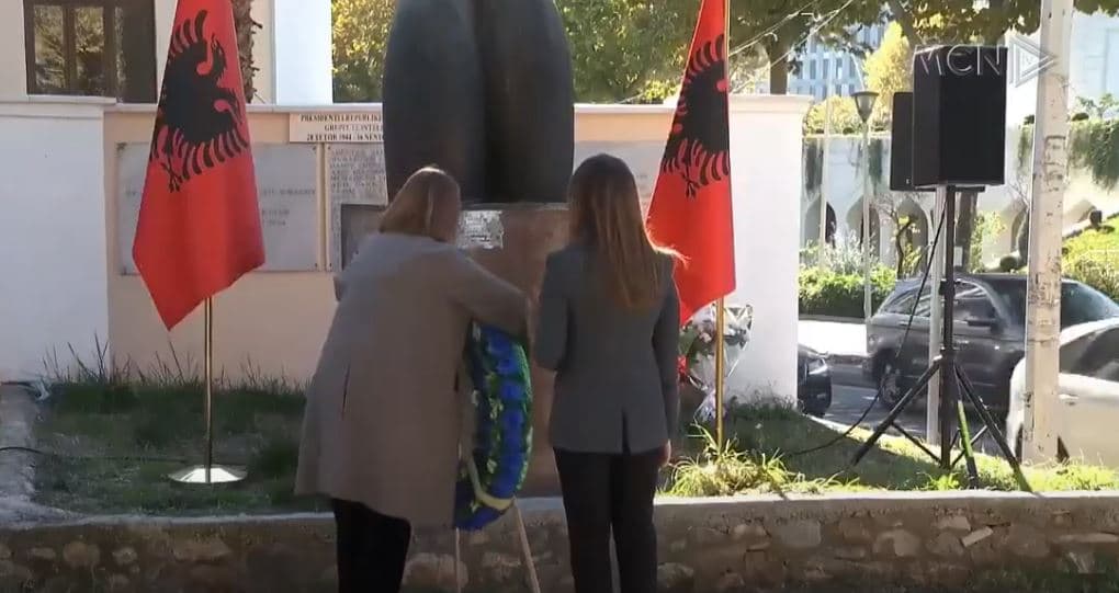 “17 Nëntori” me martirë dhe partizanë. Berisha dhe Meta të “ndarë”, PL e kremton si PS