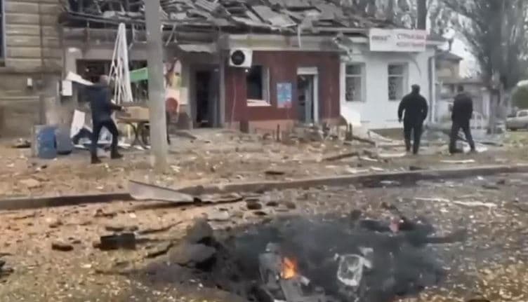 Rusia godet me raketa dhe dron infrastrukturën e Ukrainës, sulmi më i madh në muajit e fundit