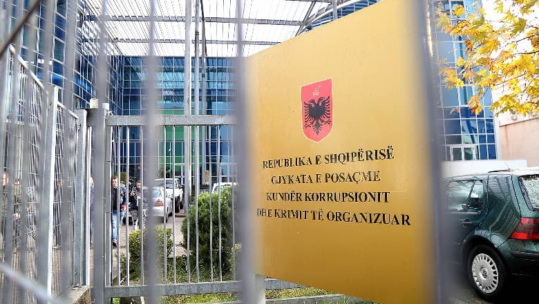 Dalin para GJKKO-së 10 të arrestuarit për trafikimin e kokainës nga Amerika Latine
