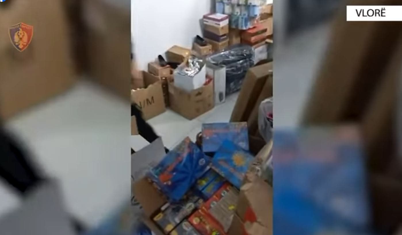 Vlorë/ Policia kontrolle për lëndët piroteknike dhe fishekzjarrët, 3 pronarë subjektesh në hetim