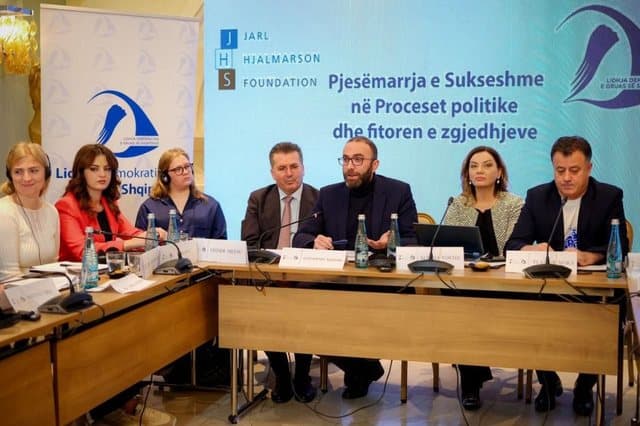 “Gratë në PD, më shumë hapësirë në 2025”/ Bardhi: Janë më luftarake se burrat, në vijë të parë (VIDEO)