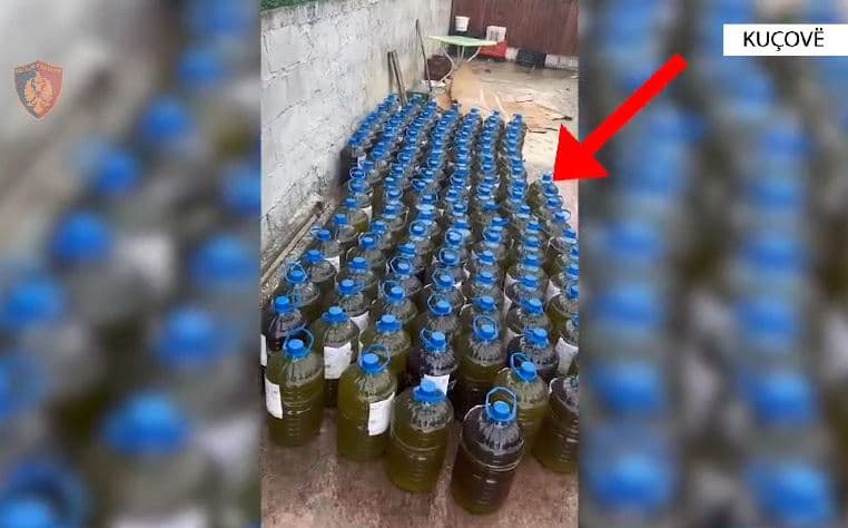 Shisnin vajra të përzierë si vaj ulliri bio, arrestohet babai dhe shpallet në kërkim i biri