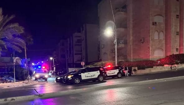 Të shtëna pranë ambasadës izraelite në Jemen, 1 i vdekur dhe 3 të plagosur