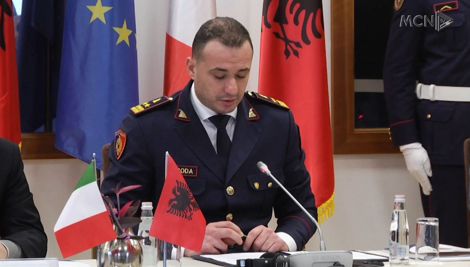 Kultivimi i kanabisit në shtëpi bari/ Proda: Në pranga 184 persona, Guardia di Finanza: Monitoruam 48% të territorit (VIDEO)