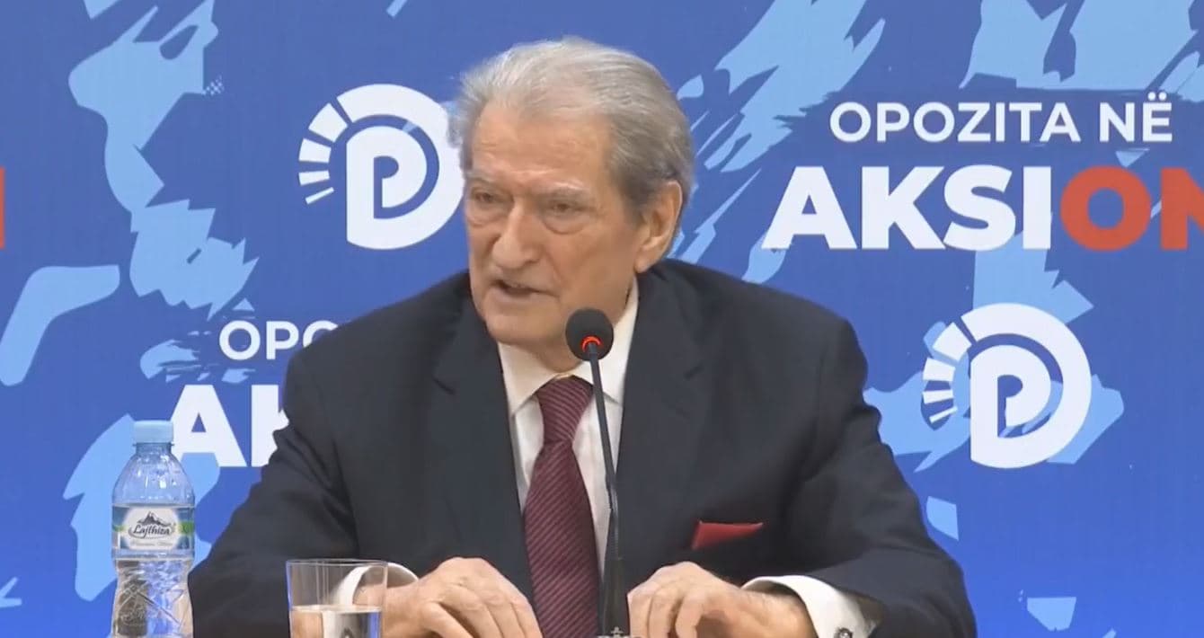 Berisha: Dënoj me forcën më të madhe aktet terroriste në Zubin-Potok. Skenar tipik i Rusisë së vogël 