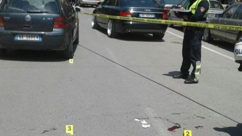 Përplaset për vdekje këmbësorja në Kamëz, arrestohet drejtuesi i mjetit