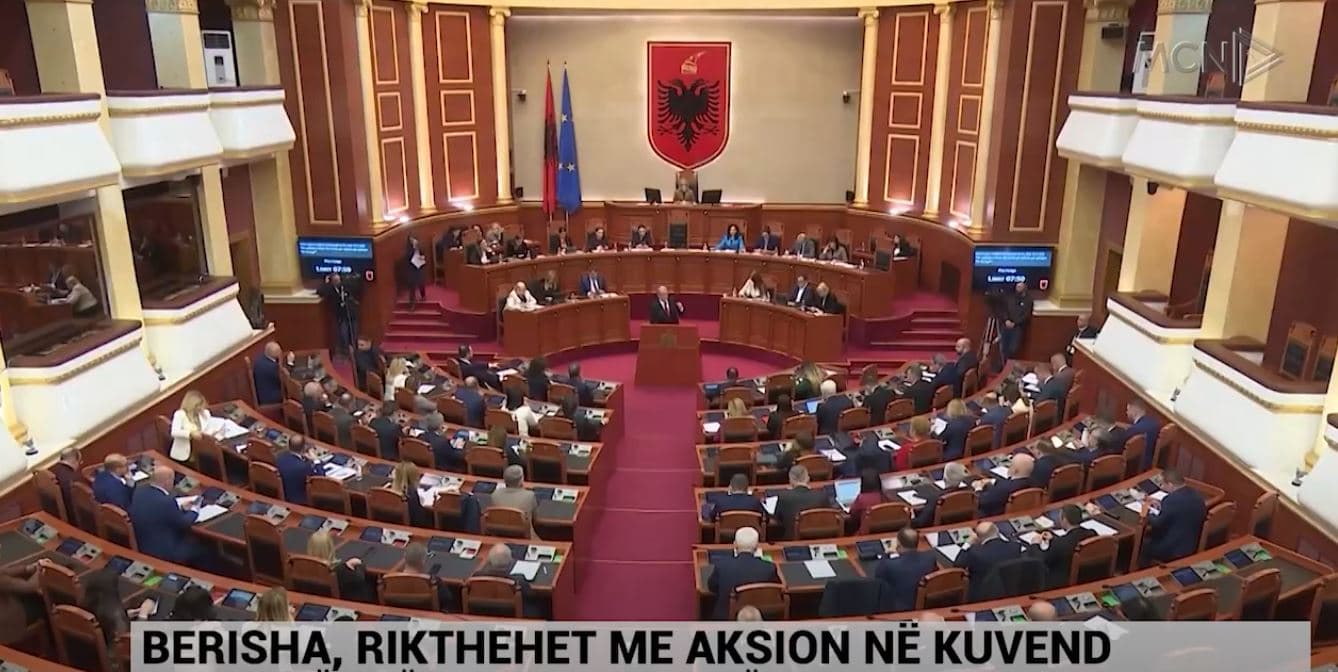 Berisha, rikthehet me ‘aksion’ në kuvend, PS do i rrëzojë amendamentet për buxhetin (VIDEO)