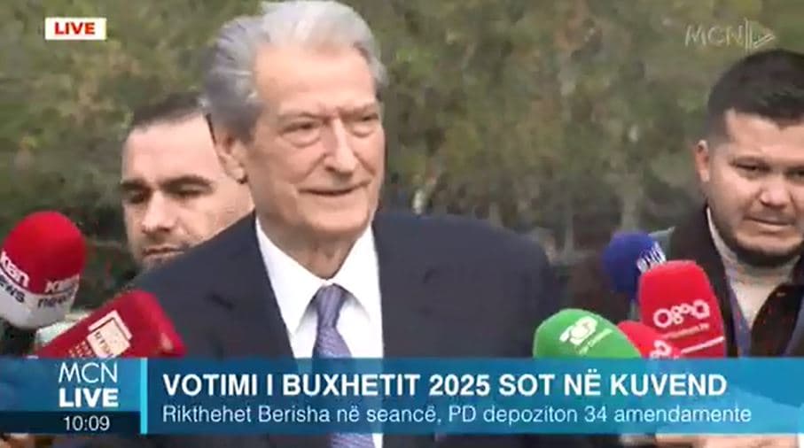  Kreu i PD rikthehet në Kuvend: Berisha futet, "Metamorfoza" del! 