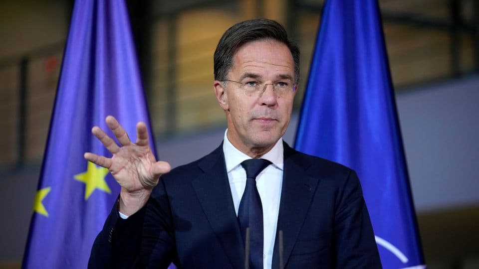 Rutte: NATO po monitoron ngjarjet në Korenë e Jugut