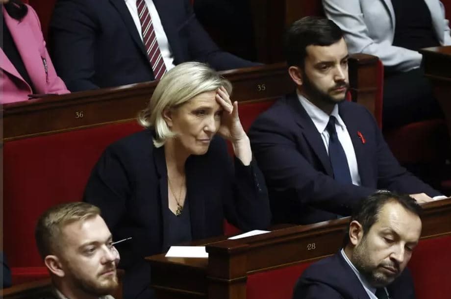 Le Pen: Mos mendoni se më janë lidhur duart, mund të rrëzoj edhe qeverinë tjetër