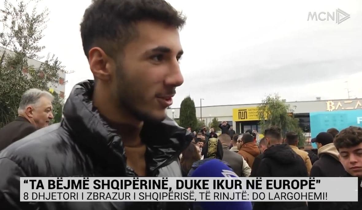 "Ta bëjmë Shqipërinë, duke ikur në Europë", 8 dhjetori i zbrazur i Shqipërisë, të rinjtë: Do largohemi! (VIDEO)