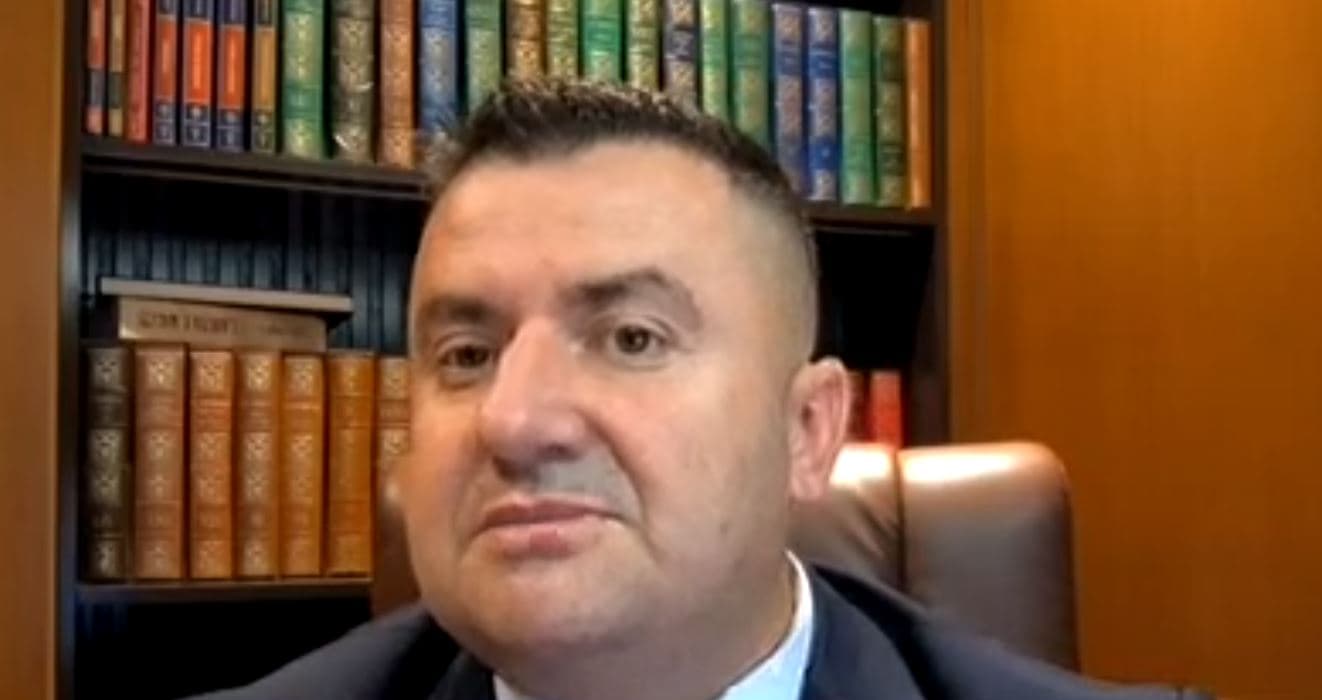 Mikrokreditë në SPAK, Llangozi: Bankave të nivelit të dytë që kanë shkelur ligjin t’u hiqen licencat