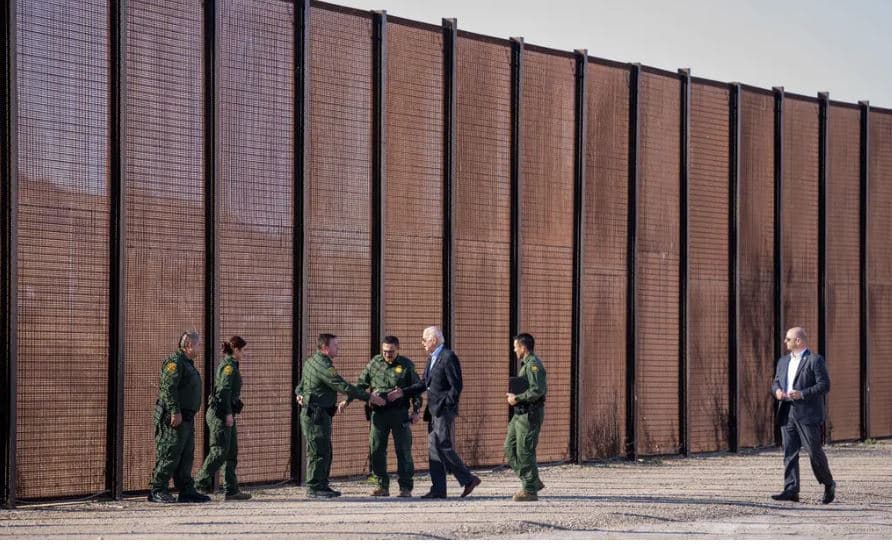 NYT: Me Biden kulmi i emigrantëve, 2.4 milionë në vit