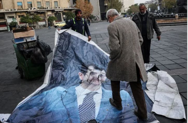 Qeveria e re e Sirisë pezullon kushtetutën dhe parlamentin për tre muaj