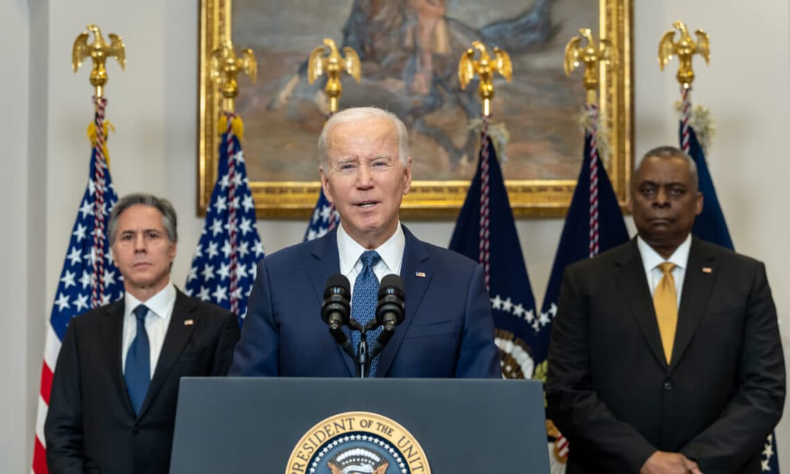 Në fund të mandatit, Biden rrit në mënyrë të konsiderueshme dërgesën e armëve për Ukrainën
