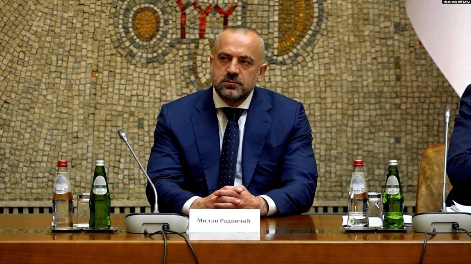Radoiçiç pret vendimin për aktakuzën në Serbi, Kosova kërkon dorëzimin e tij