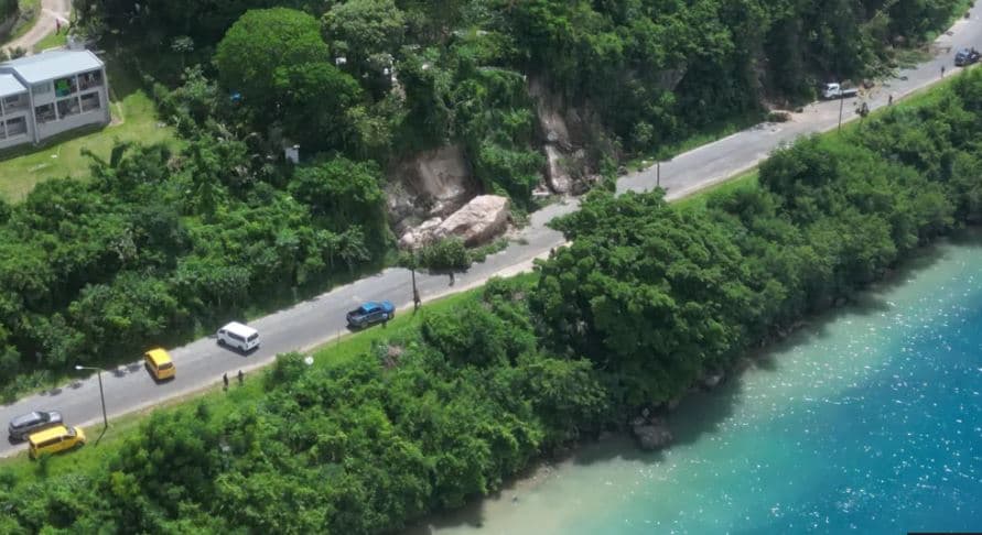 Tërmet me magnitudë 7.3 ka goditur ishullin Vanuatu të Paqësorit