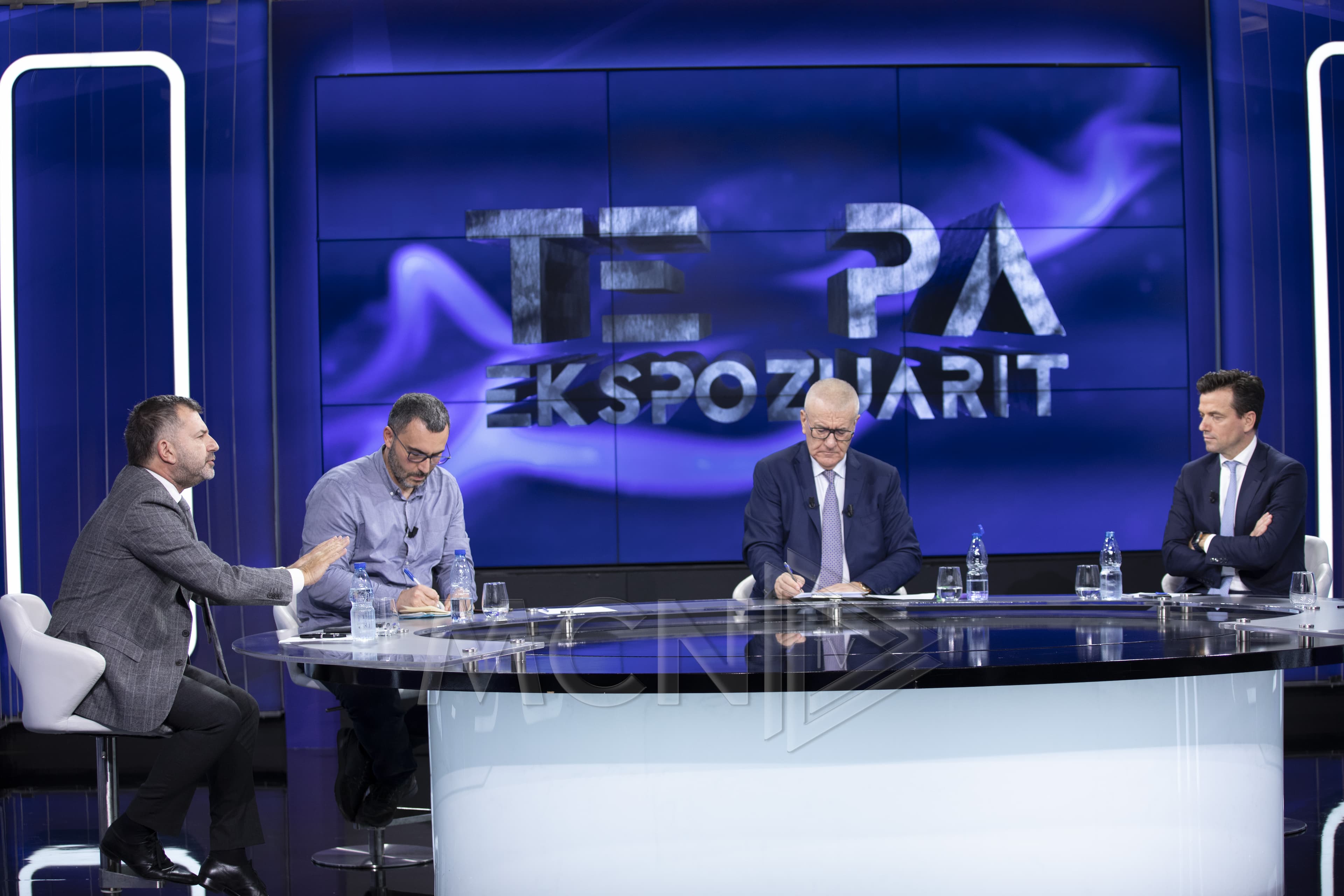 Debati/ Shehaj: Duhet projekt afatgjatë. Qori: Është si të përziesh ujin me vajin