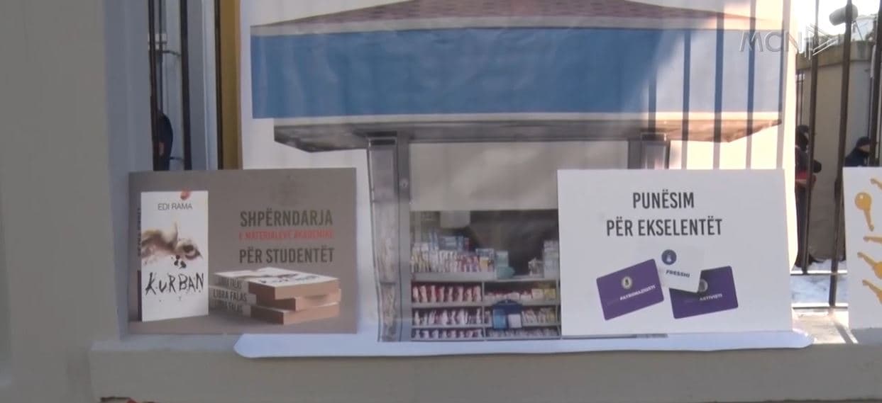 Studentët, protestë për Paktin Universitar. Pedagogët: Nuk është zbatuar asnjë pikë e marrëveshjes