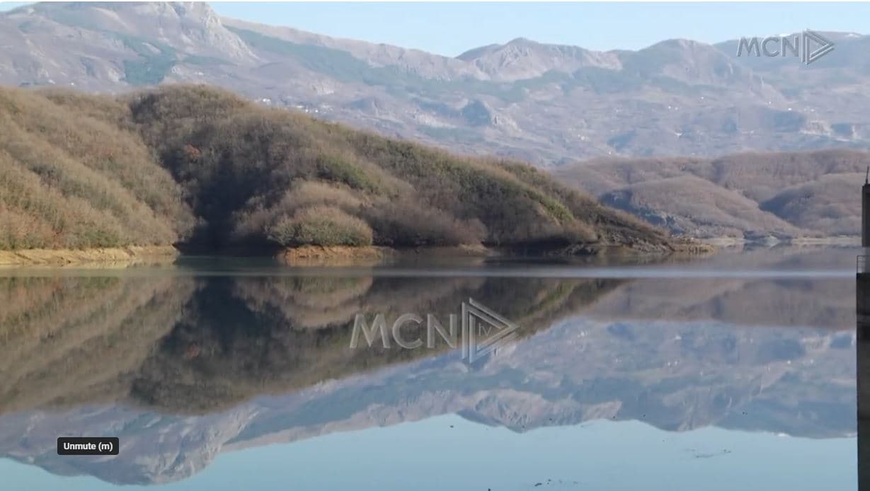 Ndotje kolosale në Bovillë. Drejtuesit: U shkaktua nga shirat. Ambientalisti Guri: Vepër penale