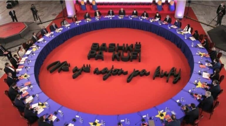 Axhenda/ Shqipëria e Kosova mbledhin sot dy Kuvendet në Prishtinë
