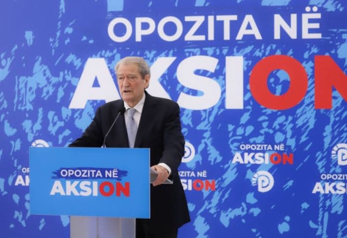 Berisha: Veliaj ka ikur në drejtim të panjohur! Akt shumë i rëndë i organizuar nga Rama