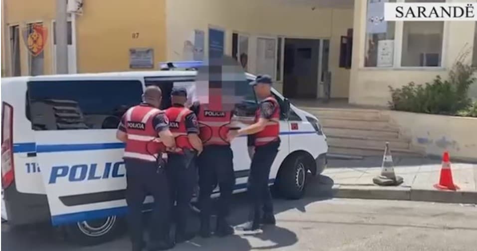 Sherr mes disa personave në Sarandë, të përfshirë dhe punonjës të policisë