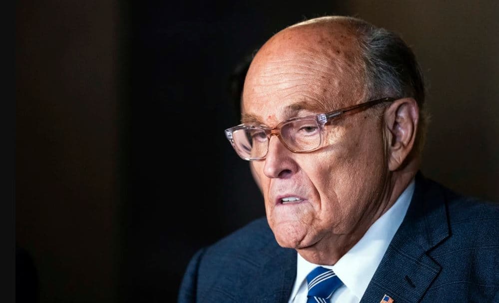 Gjykatësi në Nju Jork zbulon se Rudy Giuliani nuk ka dorëzuar informacionet mbi pasuritë në çështjen e shpifjes