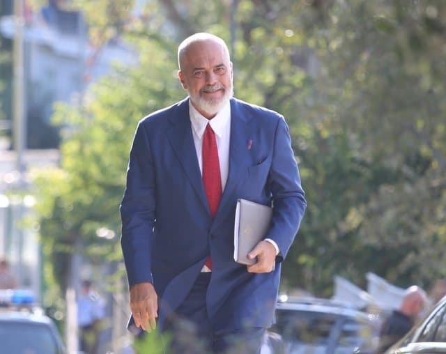 Ndryshime në PS/ Rama dërgon Shalsin në Kukës, rikthen Majkon në Tiranë 