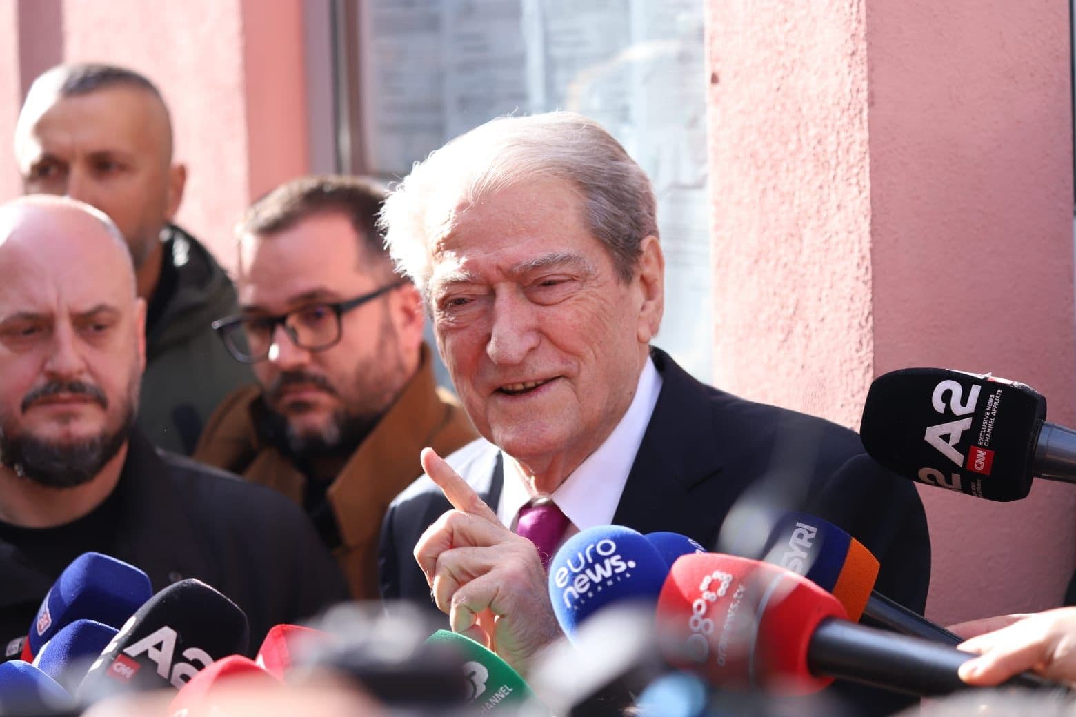 Berisha del nga SPAK: Dumani funksionon si organizatë kriminale. Aty gjeta McGonigalin dhe “Lali vjedhësin”!