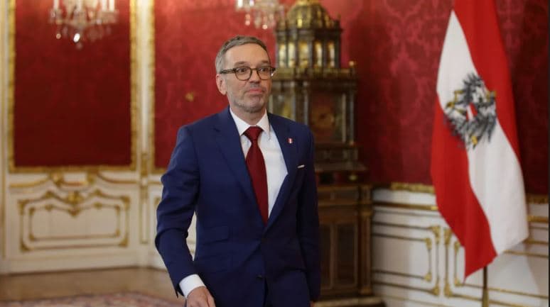 Austri, lideri i partisë së ekstremit të djathtë pro-Putin ngarkohet për formimin e qeverisë