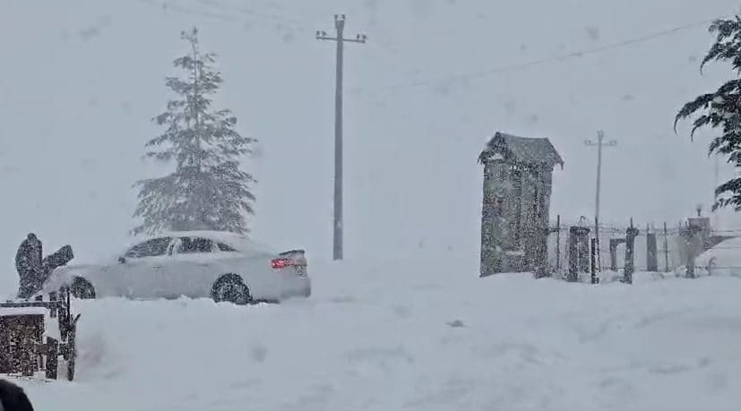 Moti i keq dhe bora “pushtojnë” Librazhdin, Përrenjasin, Gramshin dhe një pjesë të Elbasanit
