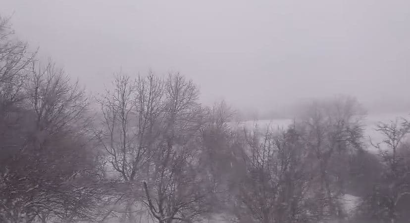 Moti i keq/ Reshje bore në Mirditë dhe Kukës, akset kombëtare të kalueshme me zinxhirë