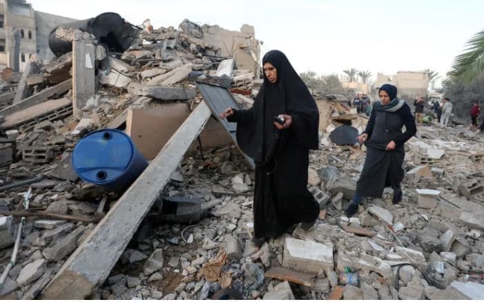 Gaza/ Sulmet izraelite vrasin dhjetëra persona pas shpalljes së marrëveshjes së armëpushimit