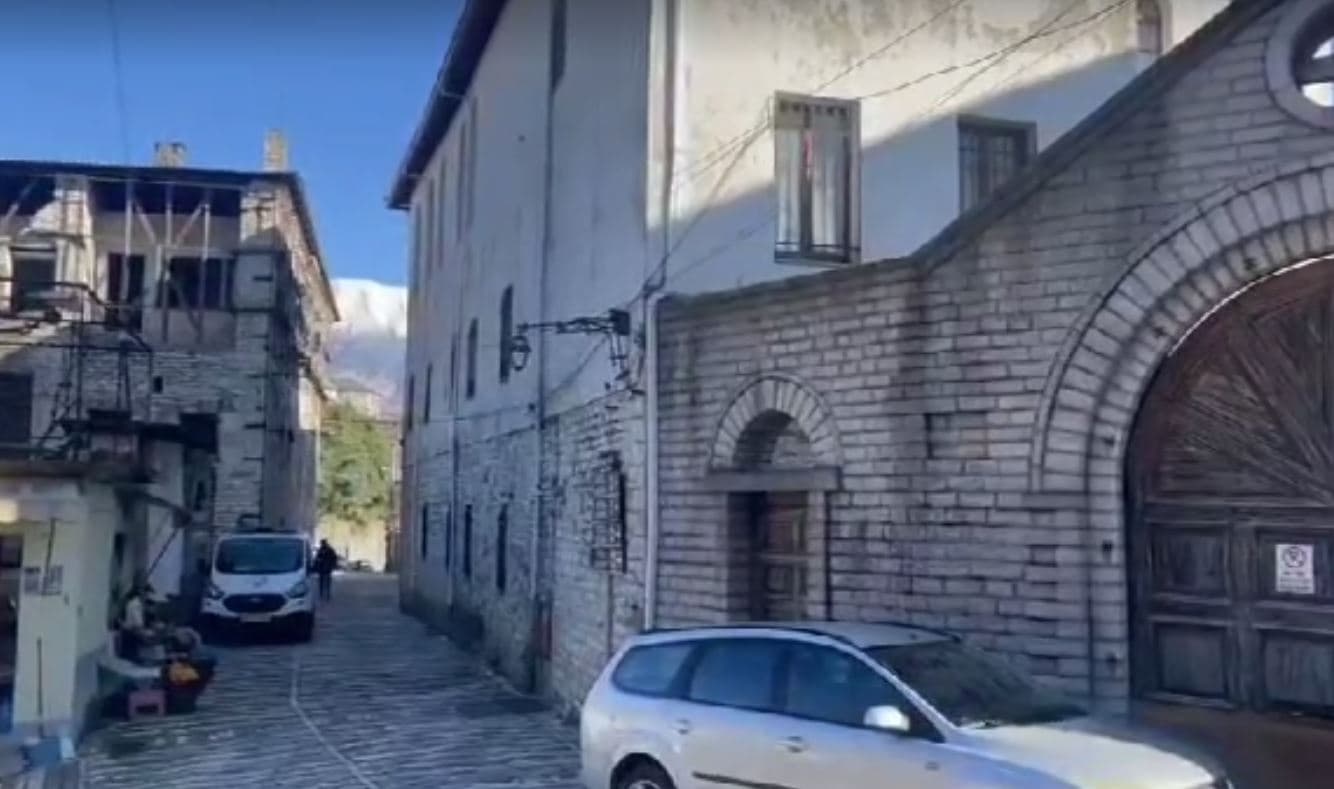 Gjirokastër/ Gjendet i pajetë në konvikt nxënësi i një shkolle private
