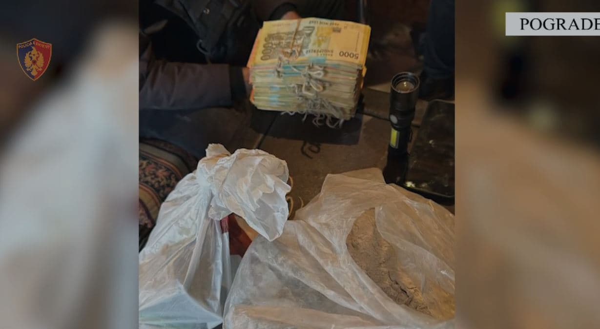 200 efektivë kontroll në Pogradec, 6 të arrestuar/ Sekuestrohen para, drogë dhe armë 