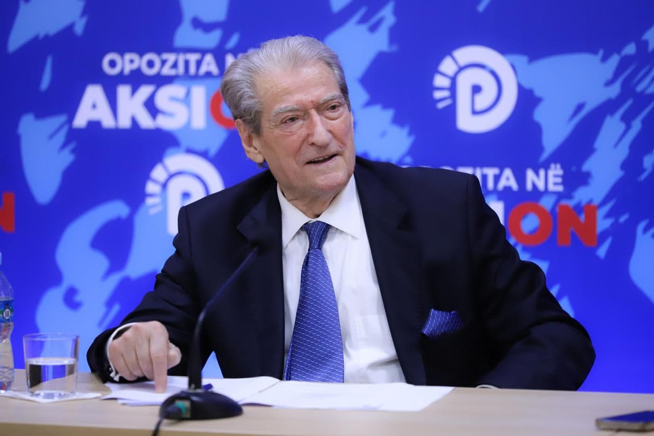 Regjistrimi i diasporës, Berisha: Absurditet refuzimi nga PS i dokumenteve biometrike të BE