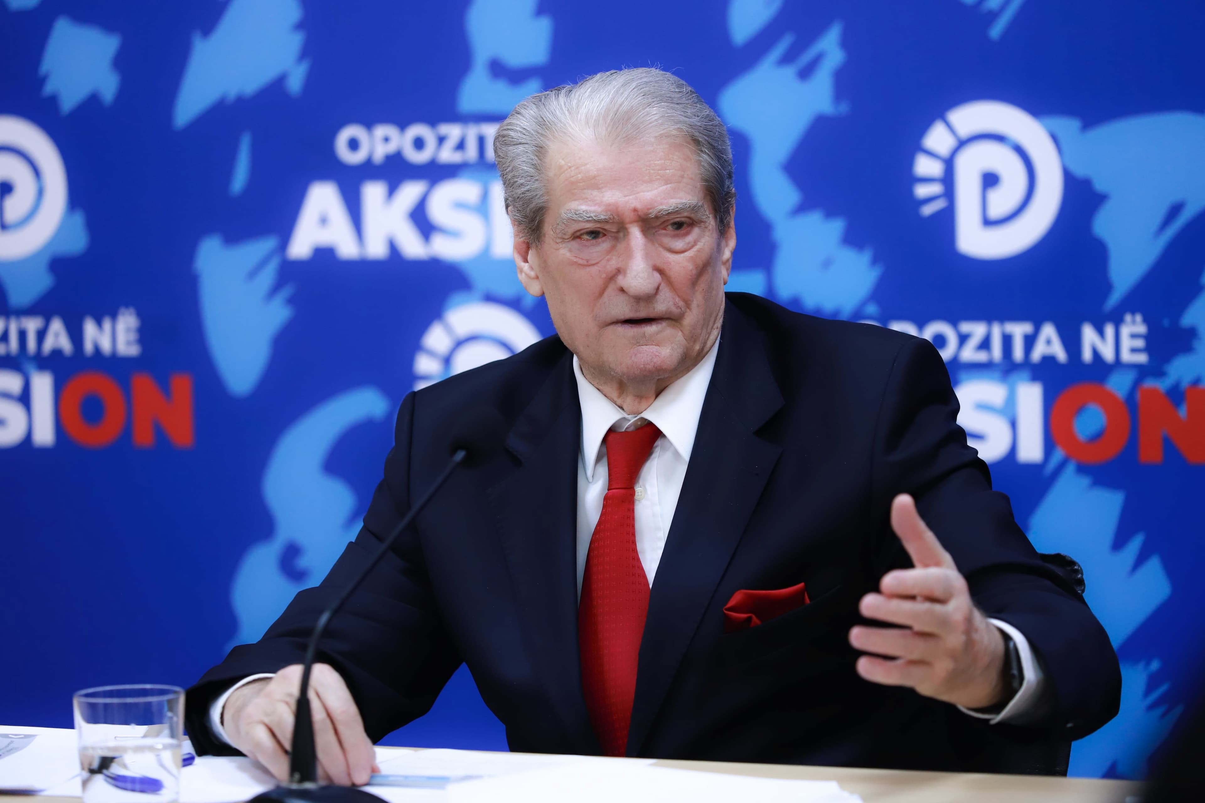 Inaugurimi i Trump, Berisha: Do kërkoj rishikimin për vendimin e “non gratës”
