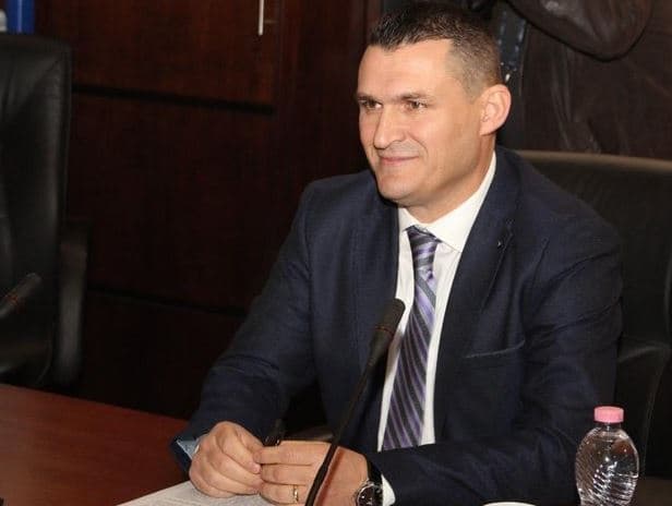 “Ka disa  institucione që ende na sfidojnë", Dumani takim informal me gazetarët: Brenda janarit publikojmë strategjinë kundër krimit zgjedhor (VIDEO)