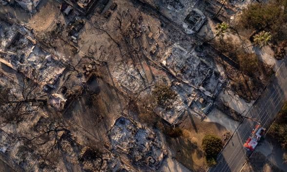 Kalifornia sërish nën ‘kërcënimin’ e erërave të forta dhe rrezikun e shtuar të zjarreve