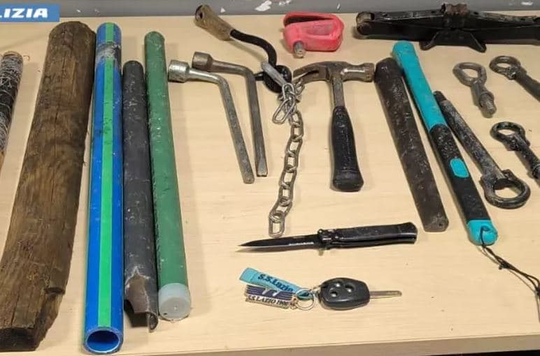 70 tifozë spanjollë të sulmuar nga ultrasit e Lacios