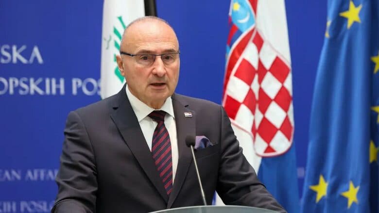 Dëbuan pesë aktivistë/ Kroacia notë proteste Serbisë, paralajmëron qytetarët e saj që të shmangin udhëtimet atje